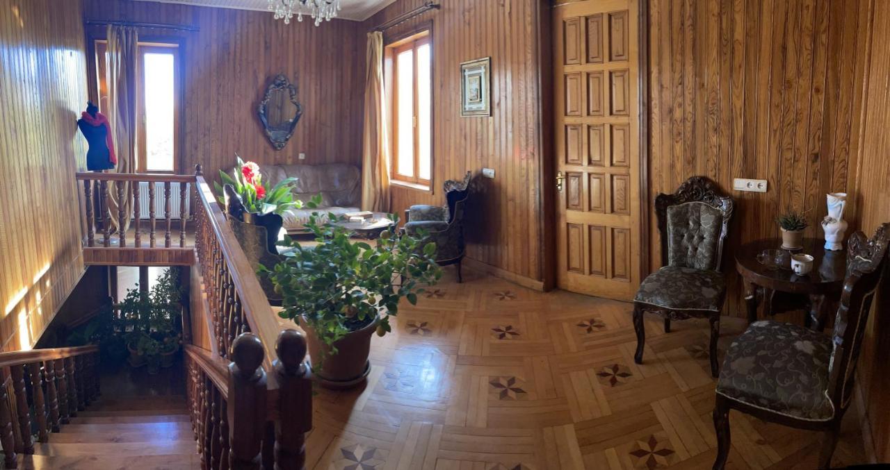 Guesthouse Georgia Sagarejo Esterno foto
